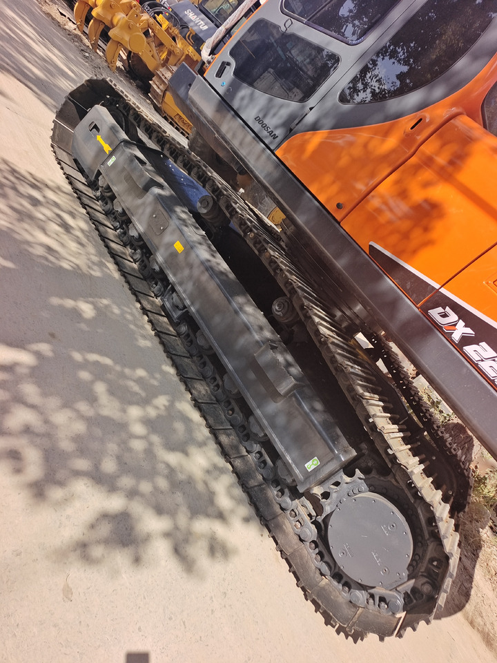 DOOSAN DX225 LCA DX 225 LC - 9C - Rupsgraafmachine: afbeelding 2 DOOSAN DX225 LCA DX 225 LC - 9C - Rupsgraafmachine: afbeelding 2