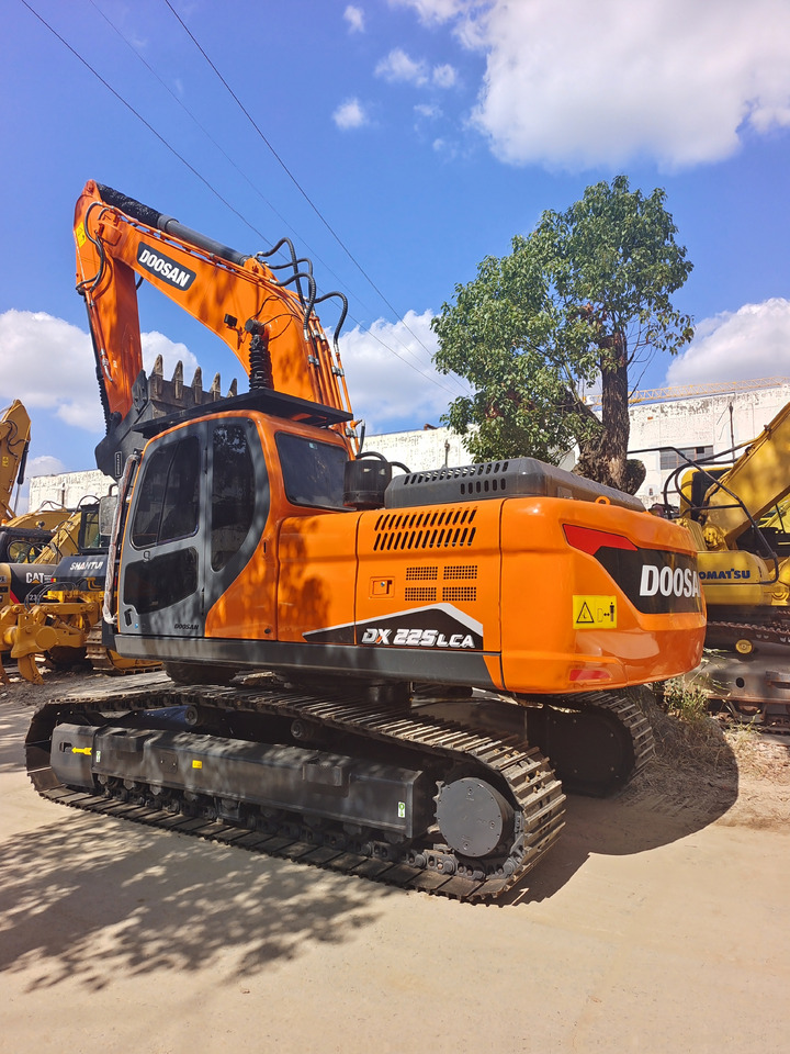 DOOSAN DX225 LCA DX 225 LC - 9C - Rupsgraafmachine: afbeelding 1 DOOSAN DX225 LCA DX 225 LC - 9C - Rupsgraafmachine: afbeelding 1