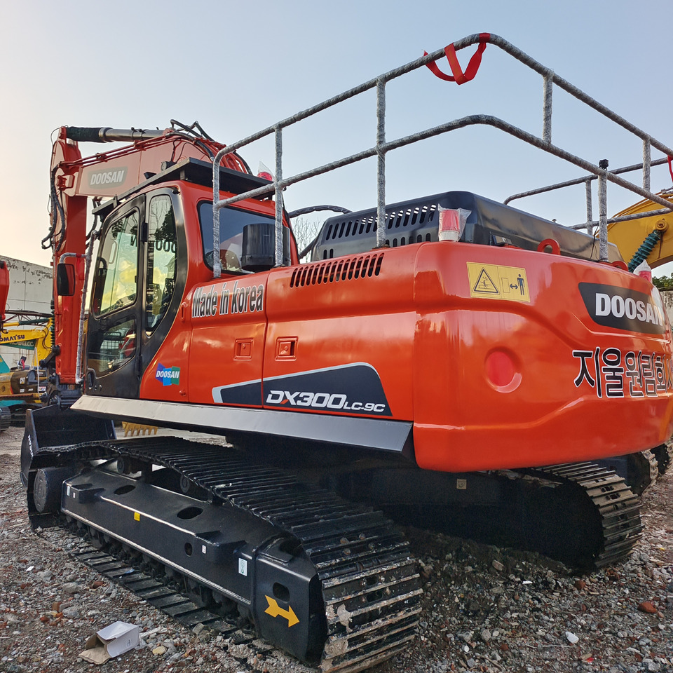 DOOSAN DX300LC-9C DX300LCA - Rupsgraafmachine: afbeelding 1 DOOSAN DX300LC-9C DX300LCA - Rupsgraafmachine: afbeelding 1