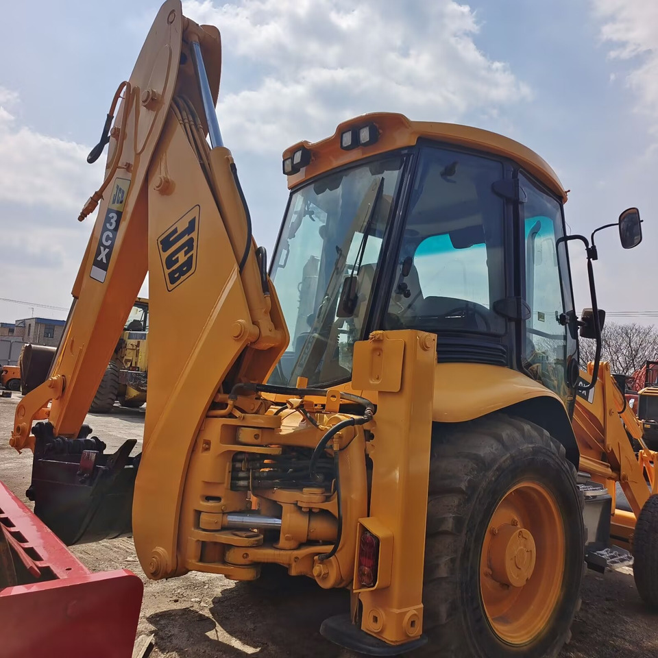 JCB 3CX MADE IN UK ENGLAND - Graaflaadmachine: afbeelding 2 JCB 3CX MADE IN UK ENGLAND - Graaflaadmachine: afbeelding 2