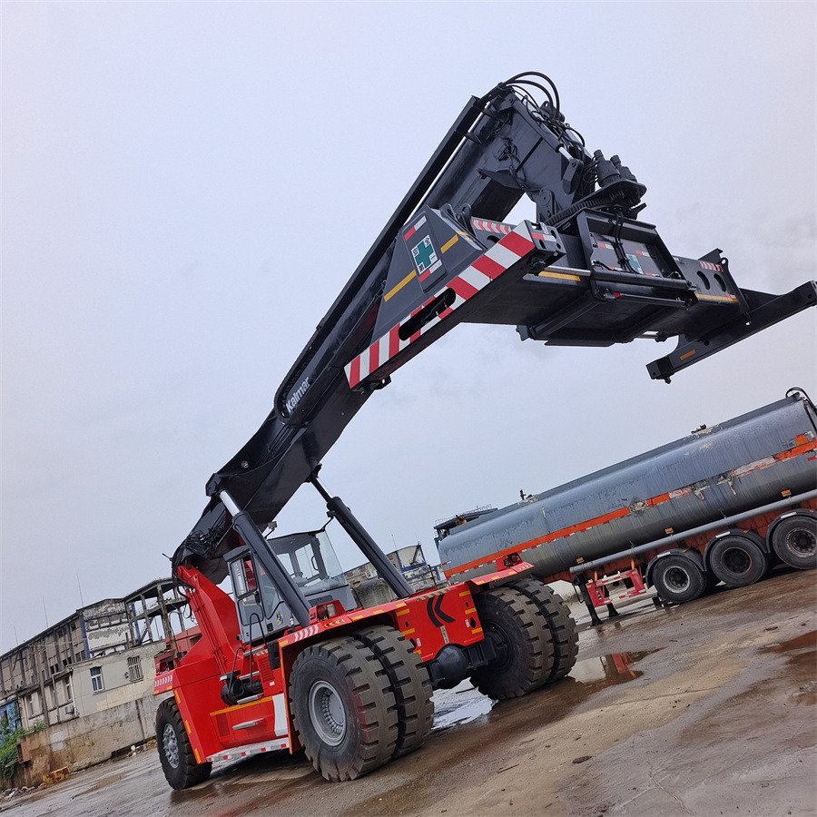 KALMAR DRF 450 - Reach stacker: afbeelding 3 KALMAR DRF 450 - Reach stacker: afbeelding 3