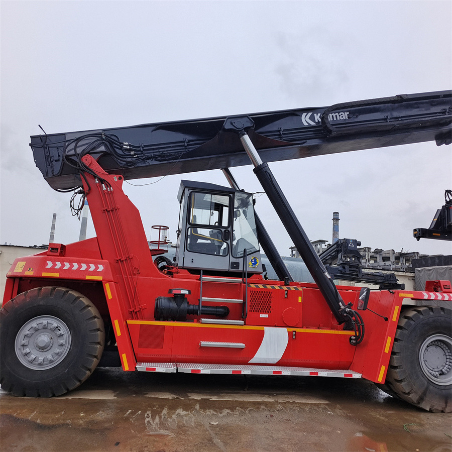 KALMAR DRF 450 - Reach stacker: afbeelding 1 KALMAR DRF 450 - Reach stacker: afbeelding 1