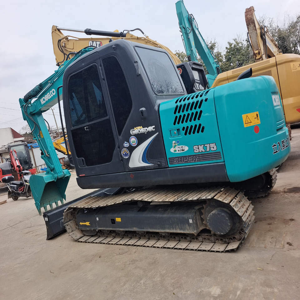 KOBELCO SK75 - Minigraafmachine: afbeelding 1 KOBELCO SK75 - Minigraafmachine: afbeelding 1