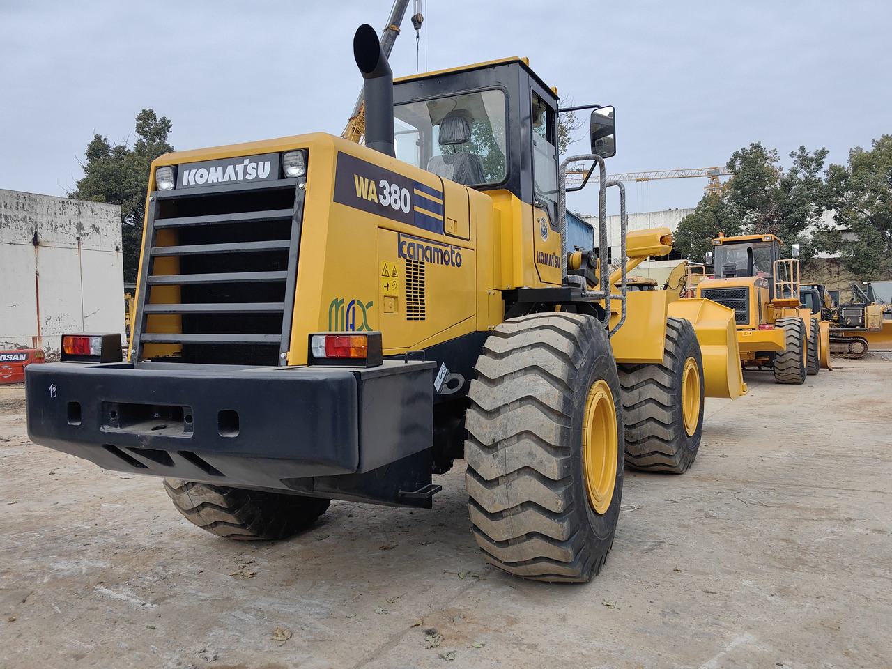 KOMATSU WA380-3 - Rupsgraafmachine: afbeelding 3 KOMATSU WA380-3 - Rupsgraafmachine: afbeelding 3