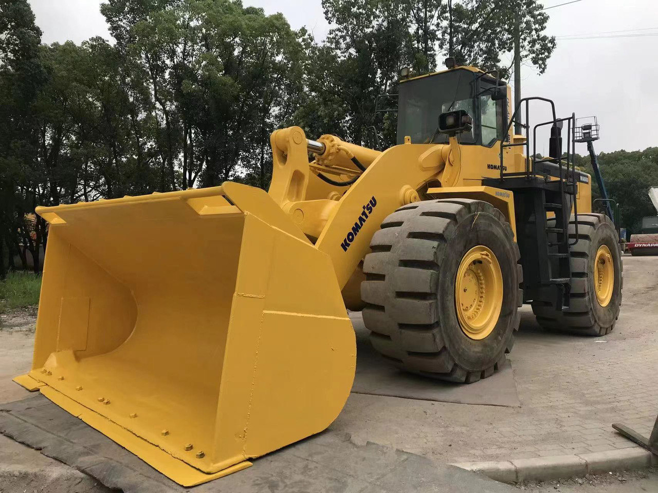 KOMATSU WA600-6 - Wiellader: afbeelding 4 KOMATSU WA600-6 - Wiellader: afbeelding 4