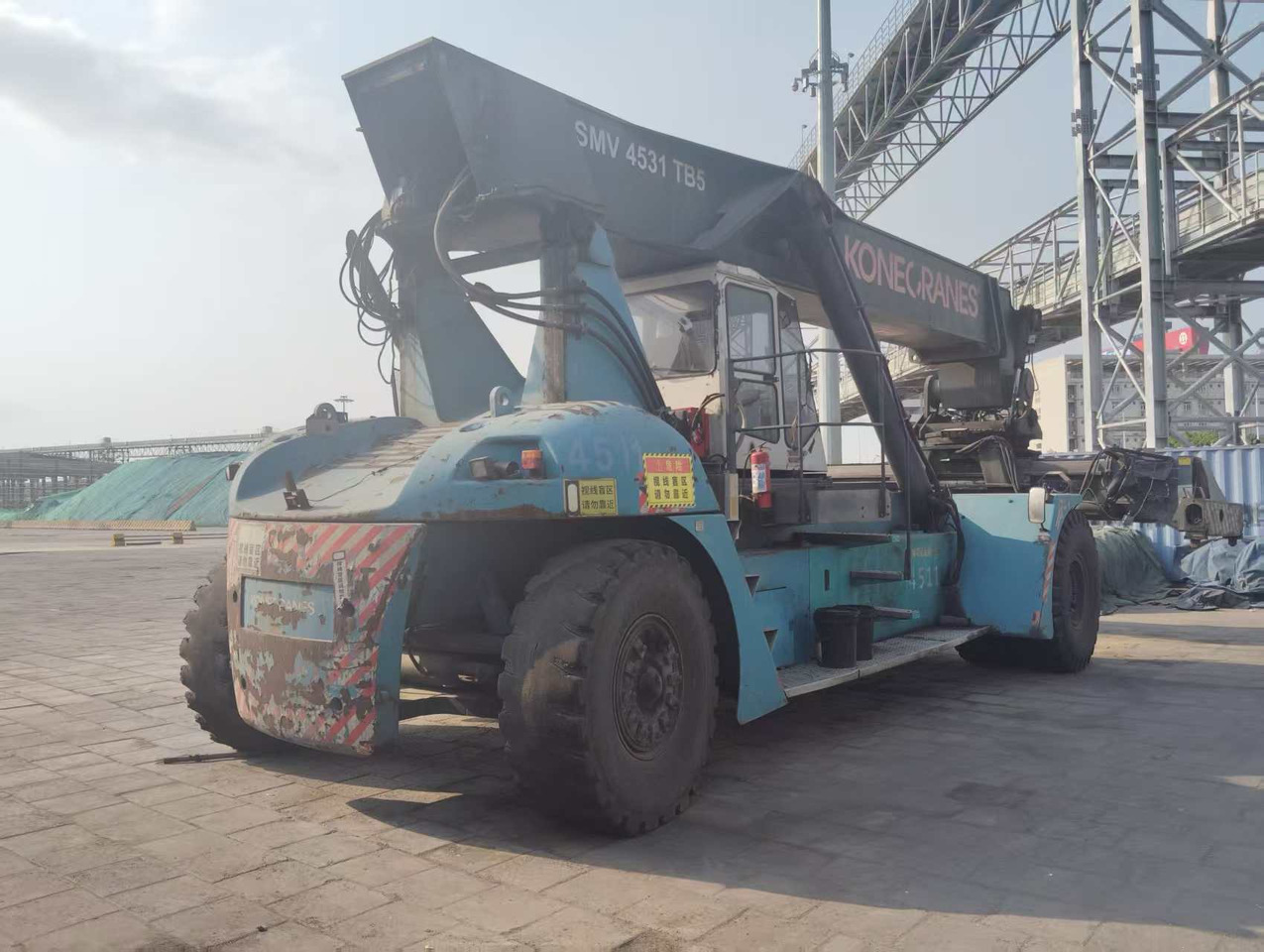 KONECRANES SMV 4531 TB5 45 TON CAPACITY - Reach stacker: afbeelding 2 KONECRANES SMV 4531 TB5 45 TON CAPACITY - Reach stacker: afbeelding 2