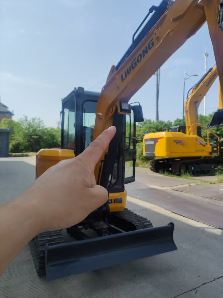 LIUGONG 9035F ZTSG4 BRAND NEW 3.8 TON 3 TON 4 TON MINI DIGGER - Minigraafmachine: afbeelding 5 LIUGONG 9035F ZTSG4 BRAND NEW 3.8 TON 3 TON 4 TON MINI DIGGER - Minigraafmachine: afbeelding 5