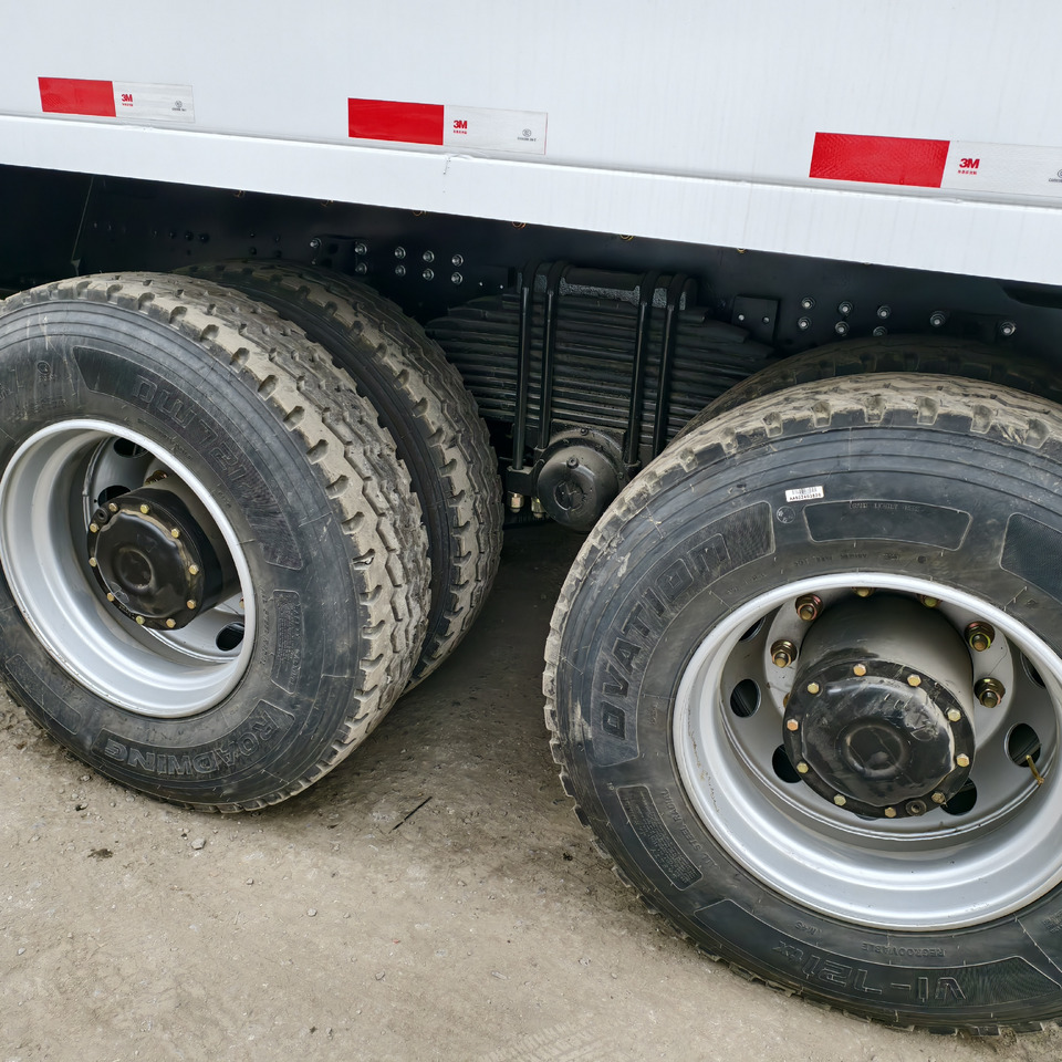 SHACMAN F3000 - Kipper vrachtwagen: afbeelding 3 SHACMAN F3000 - Kipper vrachtwagen: afbeelding 3