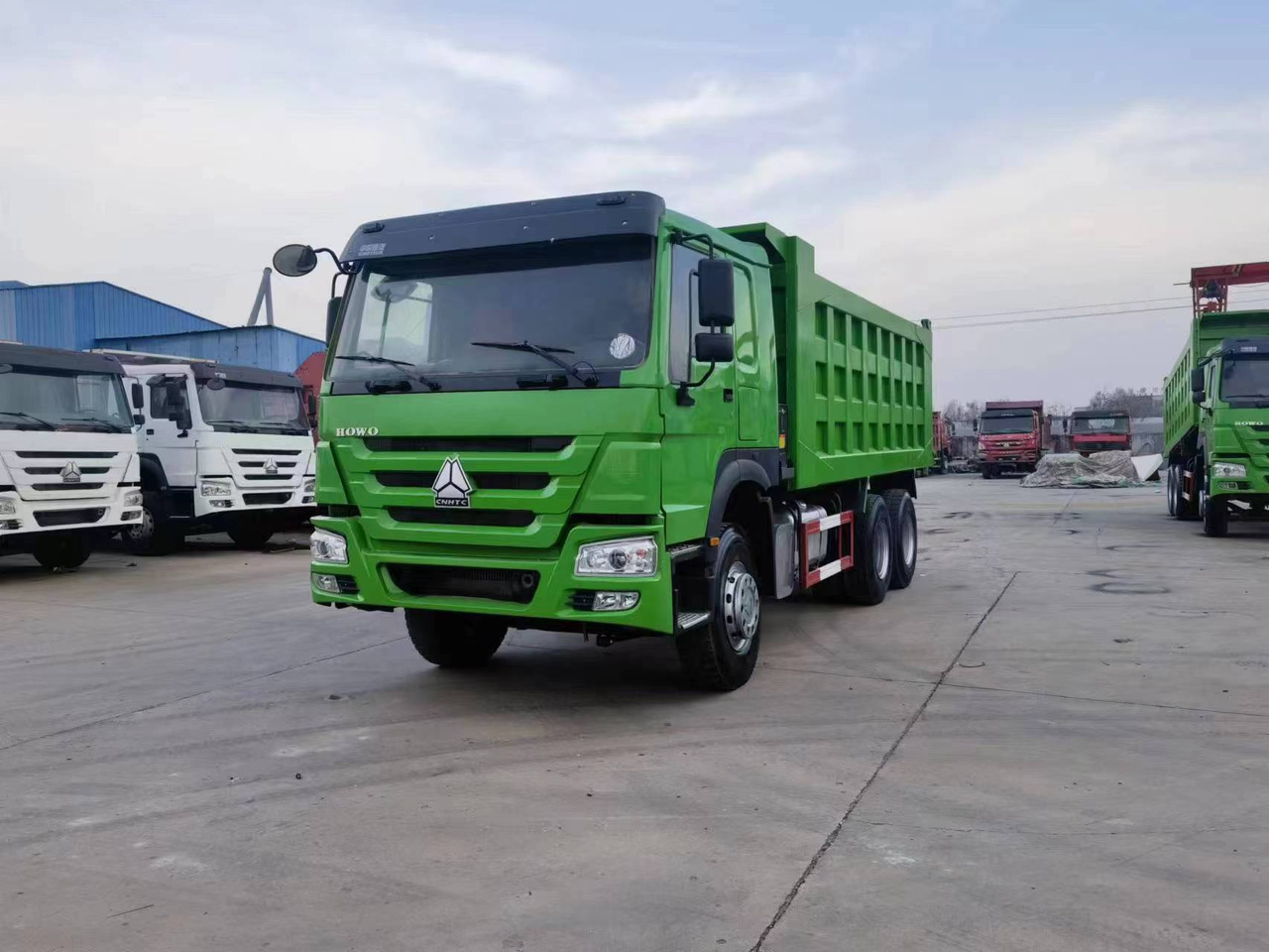 SINOTRUK HOWO 371 375 380 400 420 6*4 DUMP TRUCK - Kipper vrachtwagen: afbeelding 1 SINOTRUK HOWO 371 375 380 400 420 6*4 DUMP TRUCK - Kipper vrachtwagen: afbeelding 1
