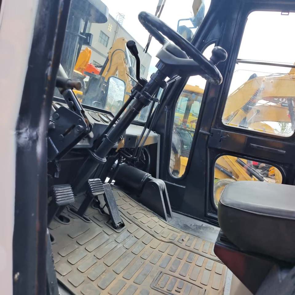 TCM FD100 10 TON - Diesel heftruck: afbeelding 5 TCM FD100 10 TON - Diesel heftruck: afbeelding 5