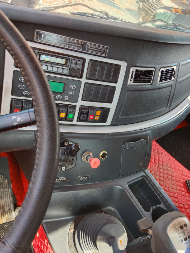 XCMG XCT50K - Mobiele kraan: afbeelding 4 XCMG XCT50K - Mobiele kraan: afbeelding 4