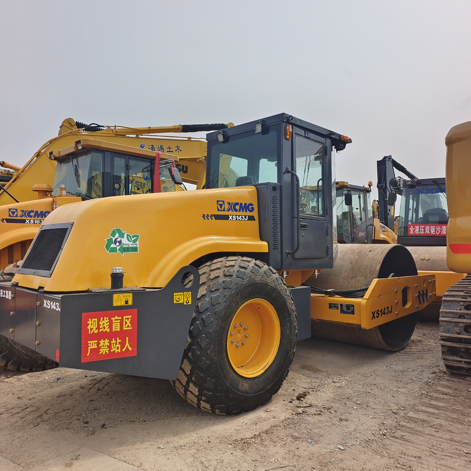 XCMG XS 143J - Asfaltwals: afbeelding 1 XCMG XS 143J - Asfaltwals: afbeelding 1