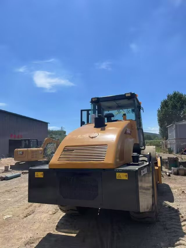 XCMG XS222J XS223J - Wiellader: afbeelding 4 XCMG XS222J XS223J - Wiellader: afbeelding 4