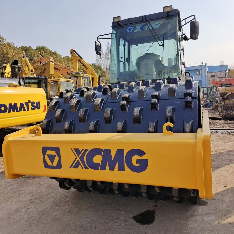 XCMG XS223J SHEEPSFOOT ROAD ROLLER - Schapenpootwals/ Grondverdichter: afbeelding 1 XCMG XS223J SHEEPSFOOT ROAD ROLLER - Schapenpootwals/ Grondverdichter: afbeelding 1
