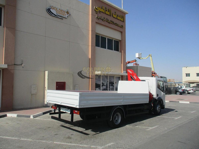 ASHOK LEYLAND PARTNER LX - Mobiele kraan: afbeelding 3 ASHOK LEYLAND PARTNER LX - Mobiele kraan: afbeelding 3