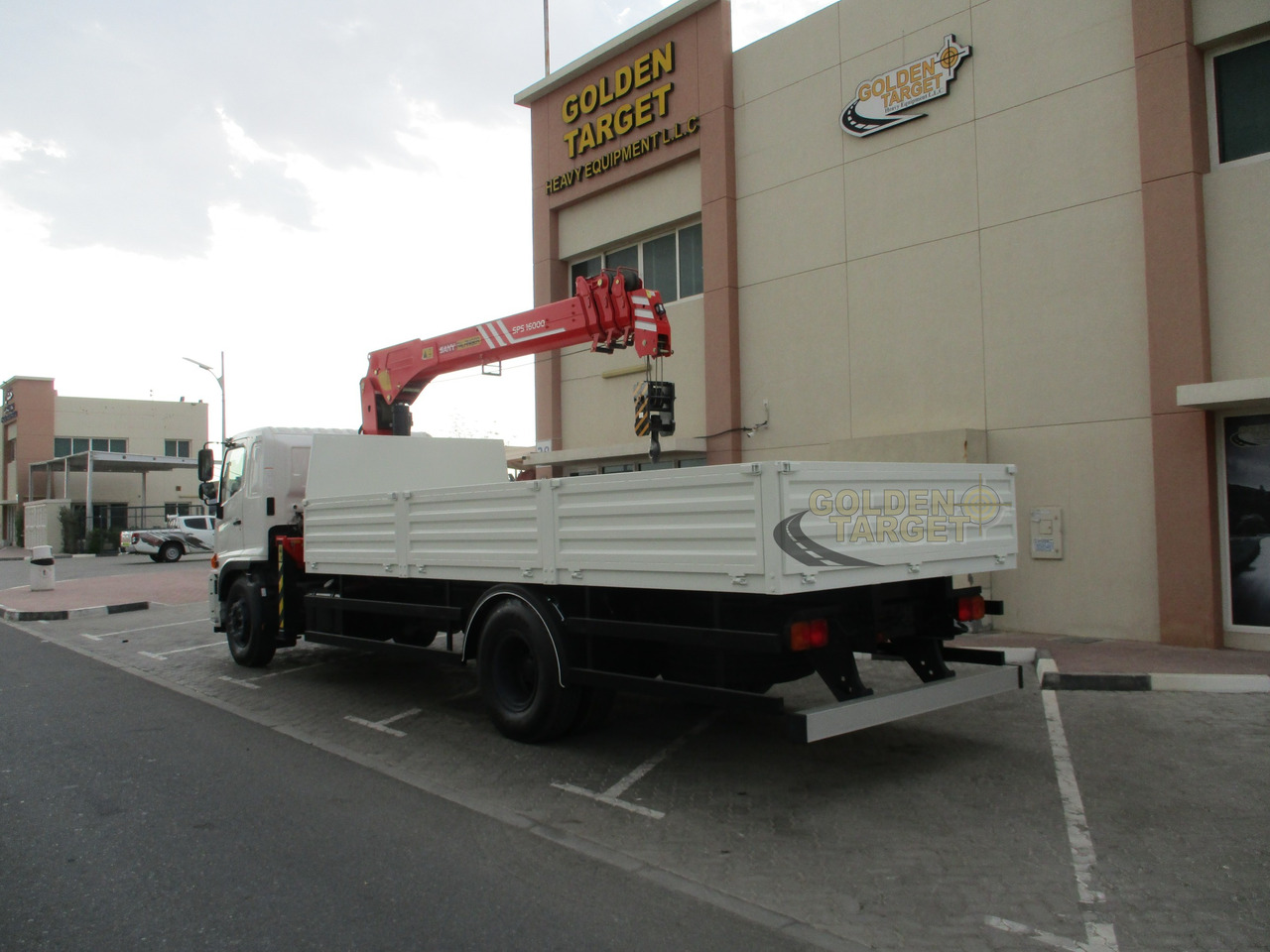 HINO 500 1625 4x2 with SANY PALFINGER SPS16000 Crane - Kraanwagen: afbeelding 4 HINO 500 1625 4x2 with SANY PALFINGER SPS16000 Crane - Kraanwagen: afbeelding 4
