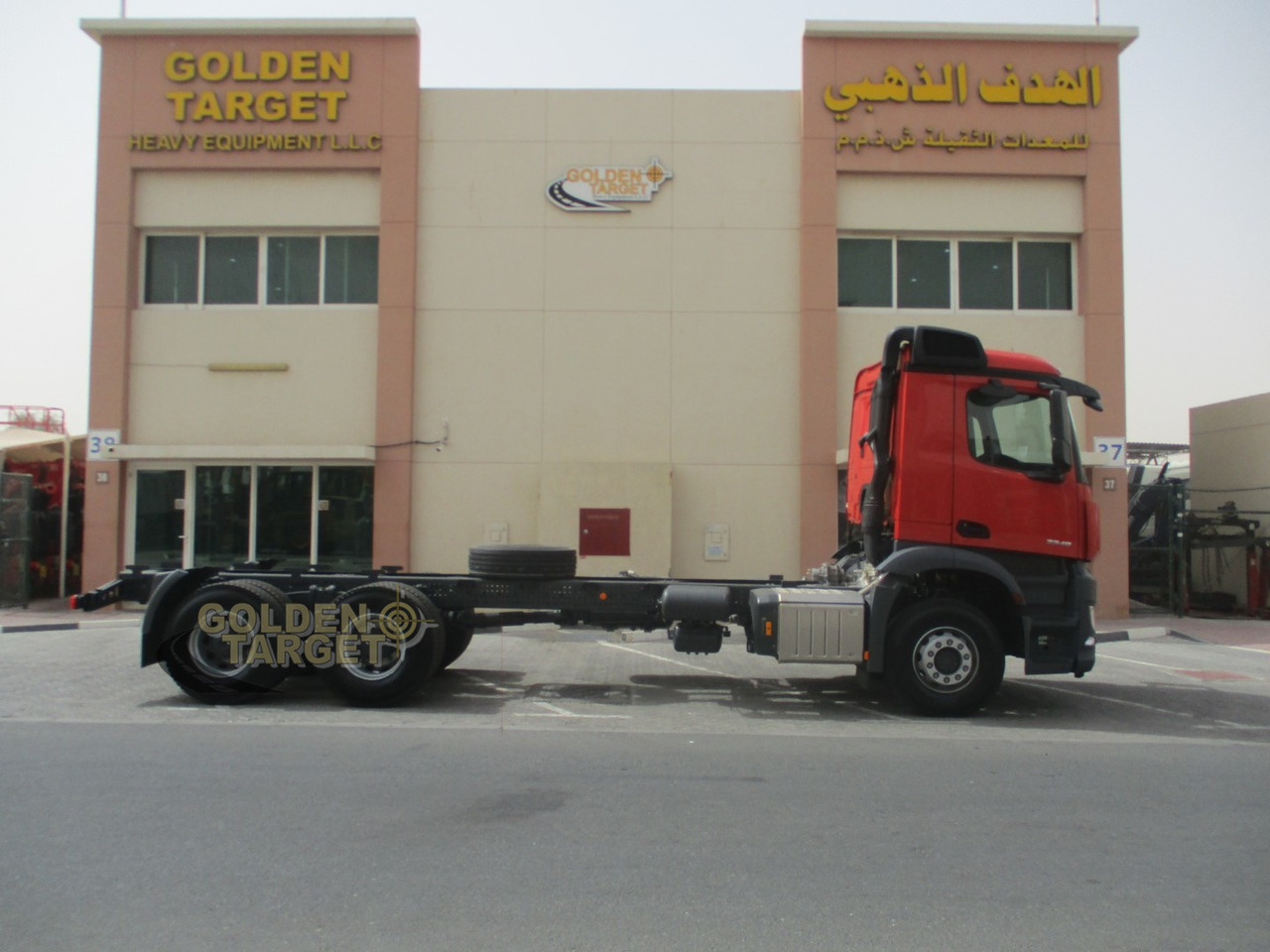 MERCEDES-BENZ Arocs 3348 6x4 Chassis - Chassis vrachtwagen: afbeelding 5 MERCEDES-BENZ Arocs 3348 6x4 Chassis - Chassis vrachtwagen: afbeelding 5