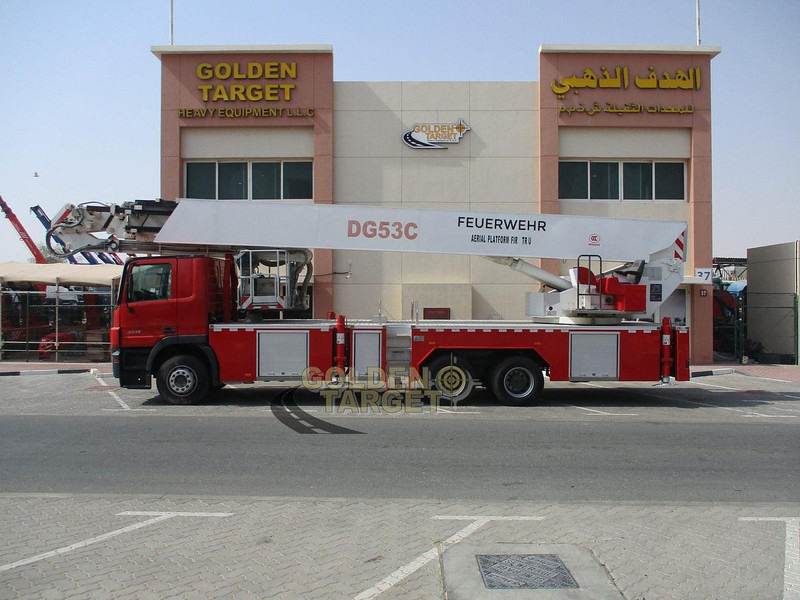 Mercedes-Benz Actros 3332 - Hoogwerker: afbeelding 5 Mercedes-Benz Actros 3332 - Hoogwerker: afbeelding 5