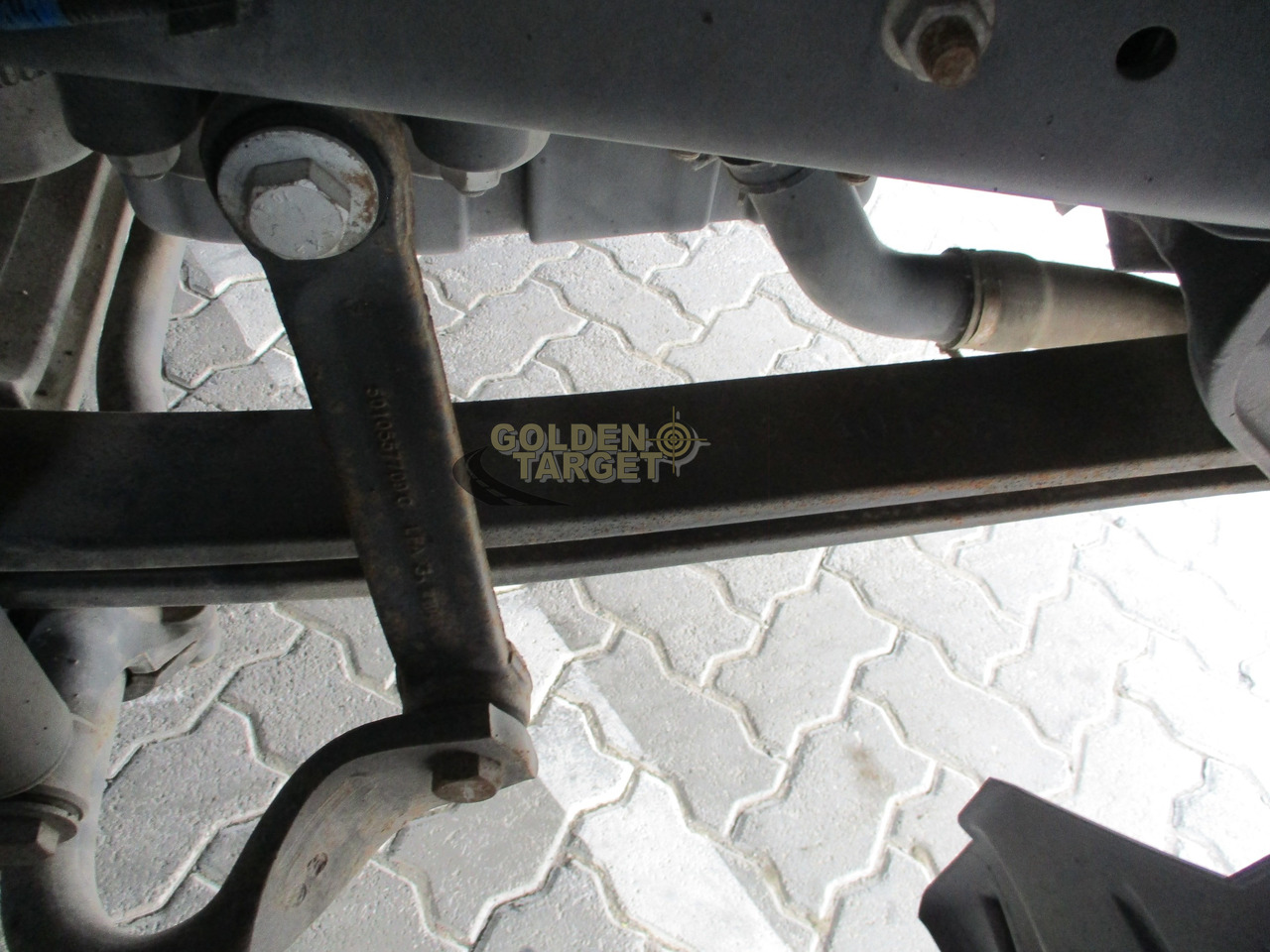 Leasing RENAULT Kerax 380 6×4 Crane Truck RENAULT Kerax 380 6×4 Crane Truck: afbeelding 15 Leasing RENAULT Kerax 380 6×4 Crane Truck RENAULT Kerax 380 6×4 Crane Truck: afbeelding 15