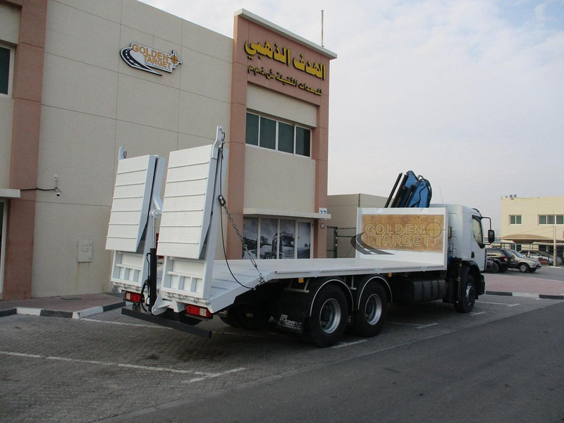 Renault KERAX 380 - Mobiele kraan: afbeelding 3 Renault KERAX 380 - Mobiele kraan: afbeelding 3