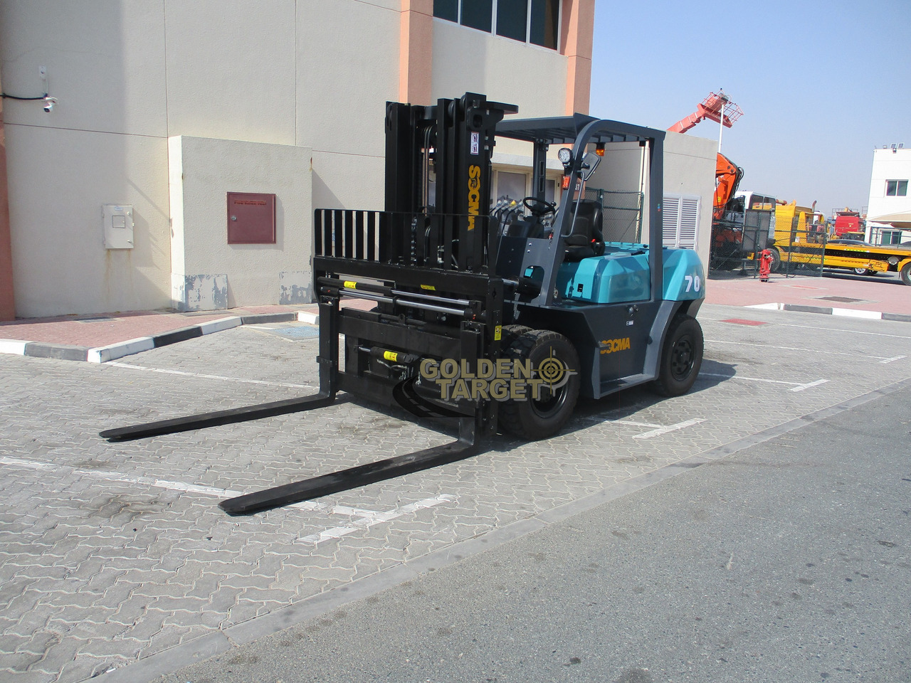 SOCMA HNF-70 Forklift - Diesel heftruck: afbeelding 2 SOCMA HNF-70 Forklift - Diesel heftruck: afbeelding 2
