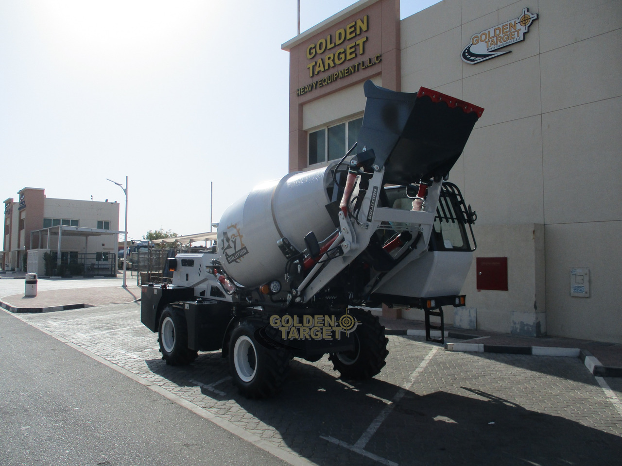 Solution H25 Self Loading Mixer - Betonmixer: afbeelding 1 Solution H25 Self Loading Mixer - Betonmixer: afbeelding 1
