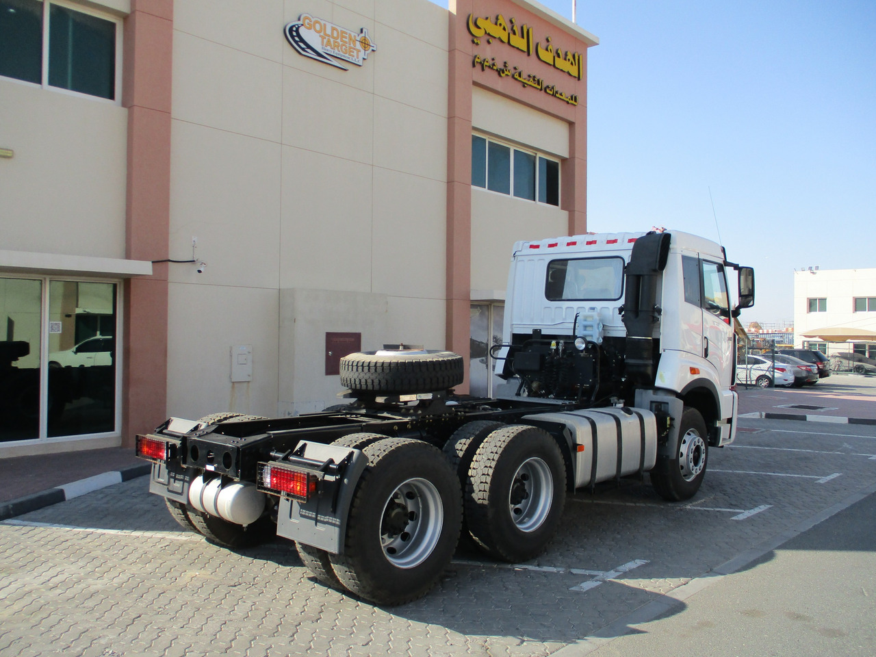 FAW 4181P2K15 6x4 Head Truck - Trekker: afbeelding 3 FAW 4181P2K15 6x4 Head Truck - Trekker: afbeelding 3