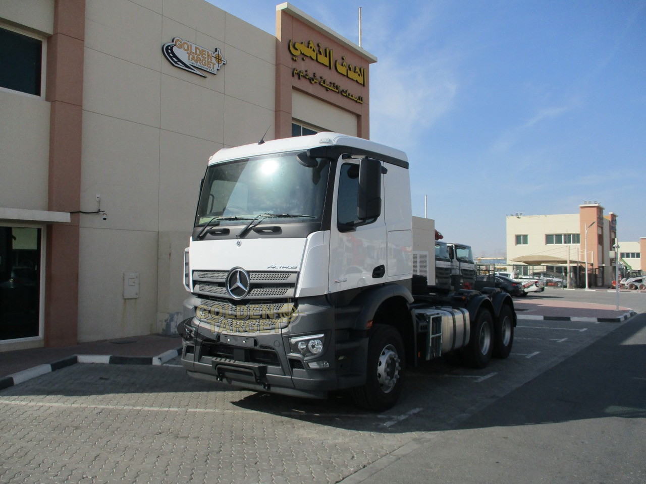 Mercedes-Benz Actros 3342 6x4 Right Hand Head Truck - Trekker: afbeelding 2 Mercedes-Benz Actros 3342 6x4 Right Hand Head Truck - Trekker: afbeelding 2