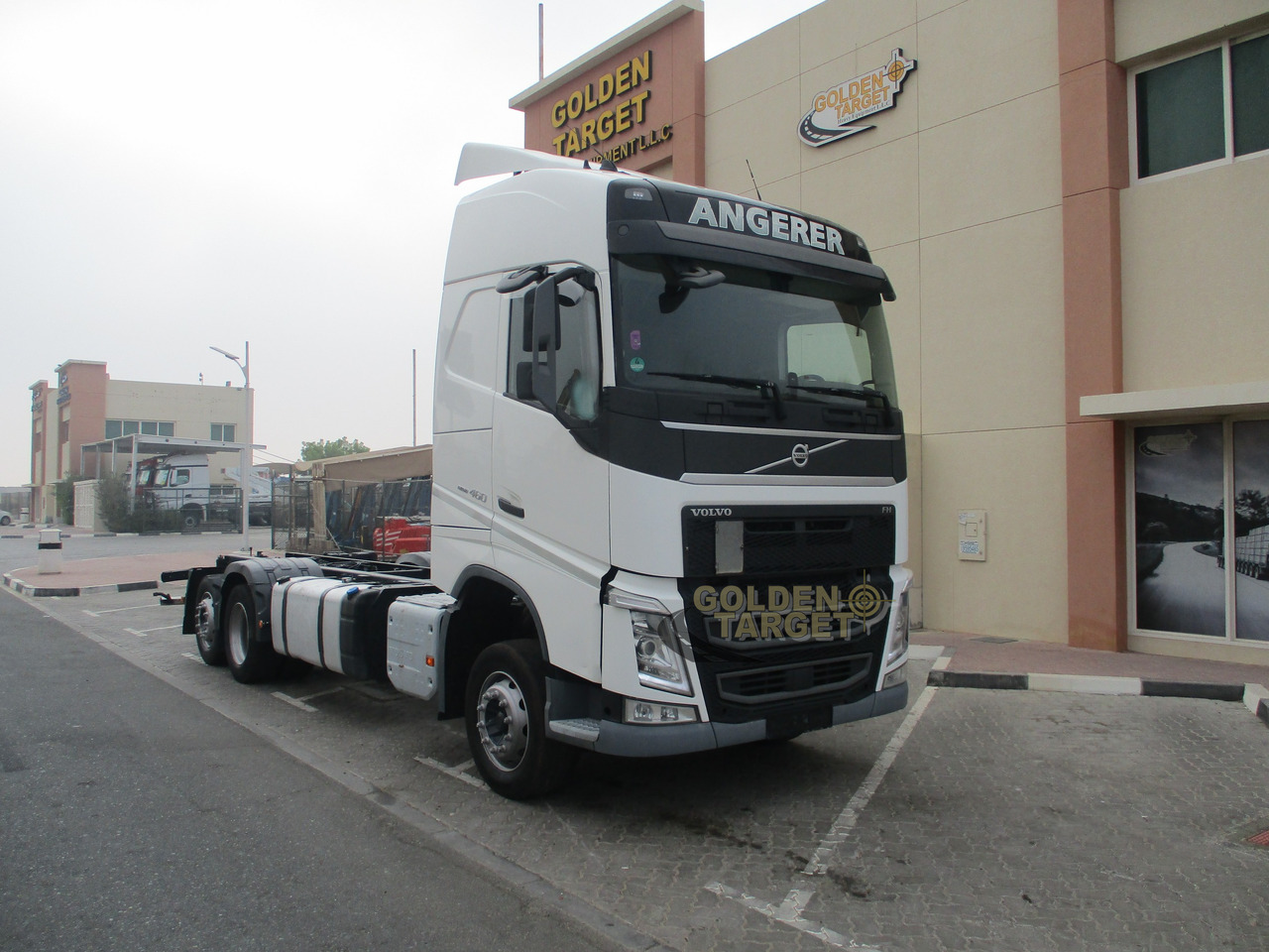Volvo FH460 6×2 Chassis - Chassis vrachtwagen: afbeelding 1 Volvo FH460 6×2 Chassis - Chassis vrachtwagen: afbeelding 1