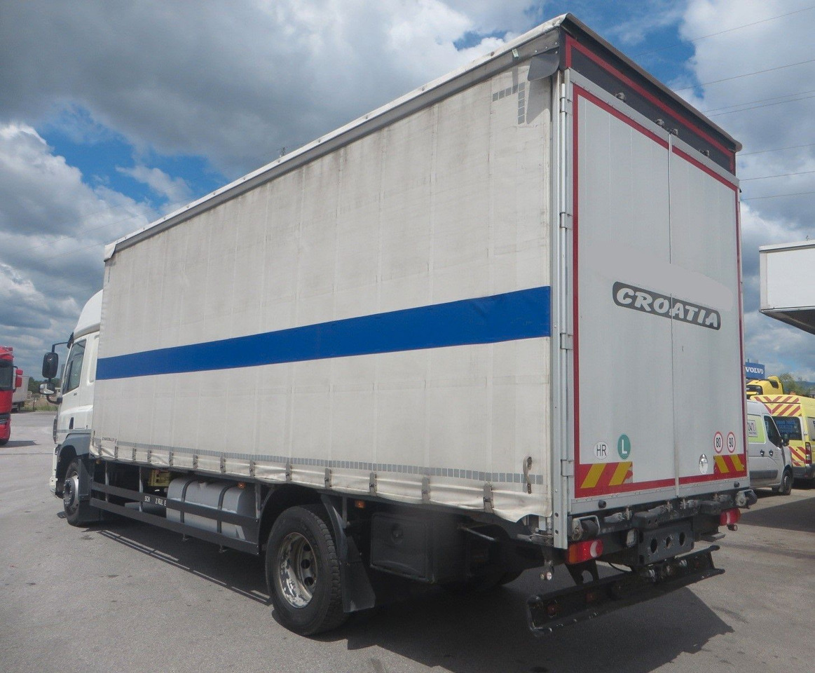 DAF CF320 4x2 18T Curtainside 7.70m - Schuifzeilen vrachtwagen: afbeelding 4 DAF CF320 4x2 18T Curtainside 7.70m - Schuifzeilen vrachtwagen: afbeelding 4