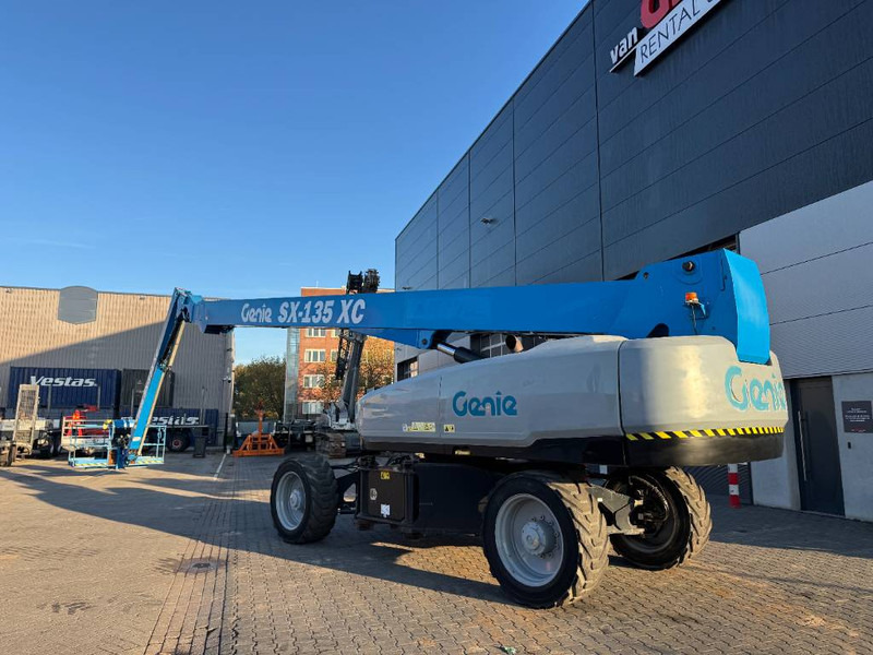 Genie SX 135 XC - Telescoophoogwerker: afbeelding 2 Genie SX 135 XC - Telescoophoogwerker: afbeelding 2