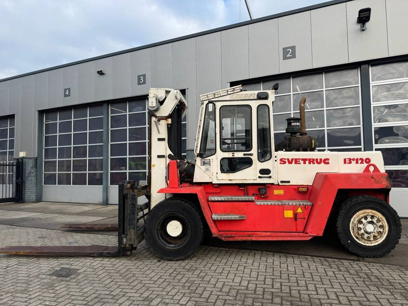 Svetruck 13,6- 1200 - Diesel heftruck: afbeelding 2 Svetruck 13,6- 1200 - Diesel heftruck: afbeelding 2