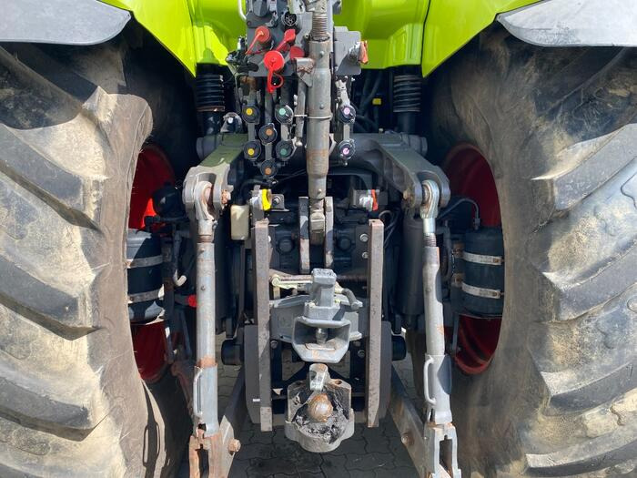 Claas Axion 830 - Tractor: afbeelding 4 Claas Axion 830 - Tractor: afbeelding 4