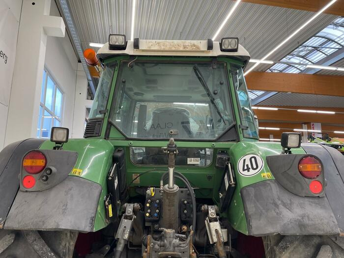 Fendt 716 Vario - Tractor: afbeelding 2 Fendt 716 Vario - Tractor: afbeelding 2