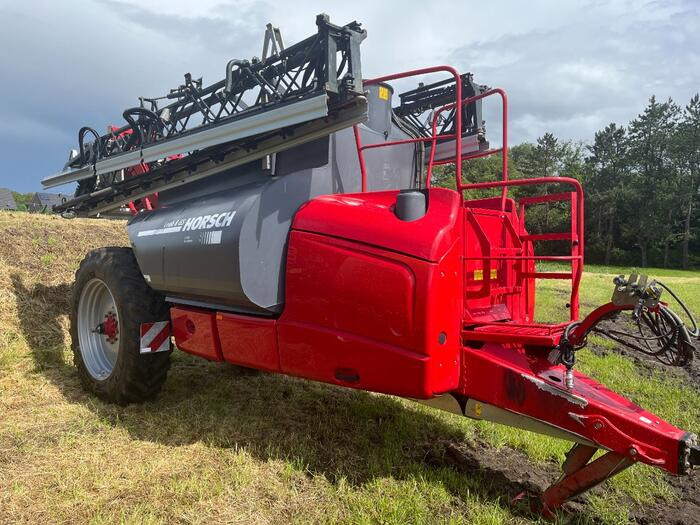 Horsch LEEB 8 GS - Getrokken veldspuit: afbeelding 2 Horsch LEEB 8 GS - Getrokken veldspuit: afbeelding 2