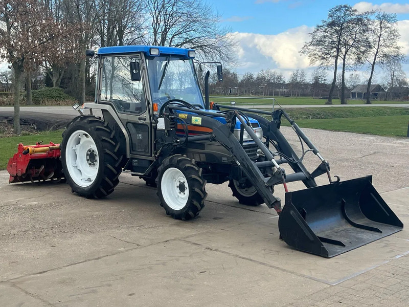 Iseki TG 53 F + Voorlader mini trekker frees - Elektrische trekker: afbeelding 1 Iseki TG 53 F + Voorlader mini trekker frees - Elektrische trekker: afbeelding 1