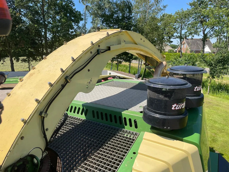 Krone Big X 650 V8 Maishakselaar Corn 4 WD Mais mercedes V8 - Houtversnipperaar: afbeelding 4 Krone Big X 650 V8 Maishakselaar Corn 4 WD Mais mercedes V8 - Houtversnipperaar: afbeelding 4