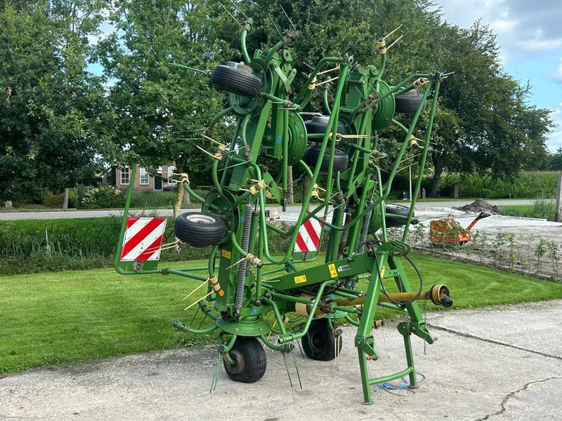 Krone KW 8.82/8 Schudder 8 elements Schudder - Hooischudder: afbeelding 1 Krone KW 8.82/8 Schudder 8 elements Schudder - Hooischudder: afbeelding 1