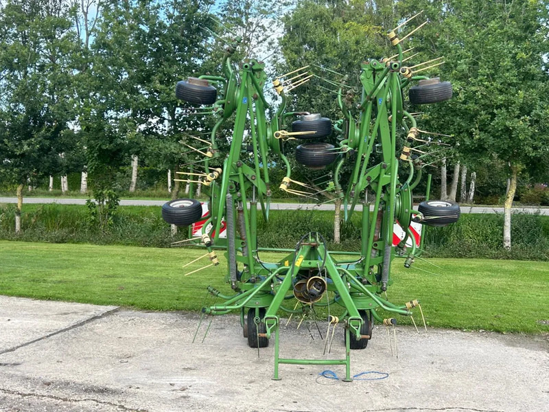 Krone KW 8.82/8 Schudder 8 elements Schudder - Hooischudder: afbeelding 2 Krone KW 8.82/8 Schudder 8 elements Schudder - Hooischudder: afbeelding 2