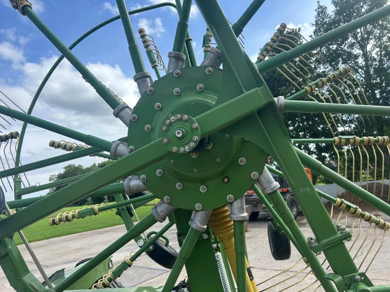 Hooischudder Krone Krone swadro 1400 Plus Zwadhark 4 rotor hark: afbeelding 16 Hooischudder Krone Krone swadro 1400 Plus Zwadhark 4 rotor hark: afbeelding 16