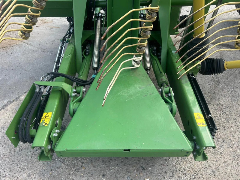 Hooischudder Krone Krone swadro 1400 Plus Zwadhark 4 rotor hark: afbeelding 10 Hooischudder Krone Krone swadro 1400 Plus Zwadhark 4 rotor hark: afbeelding 10