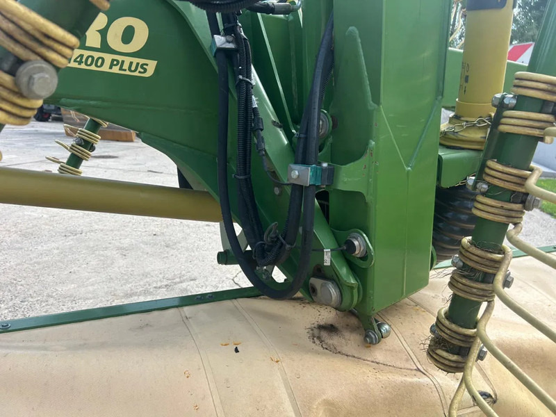 Hooischudder Krone Krone swadro 1400 Plus Zwadhark 4 rotor hark: afbeelding 15 Hooischudder Krone Krone swadro 1400 Plus Zwadhark 4 rotor hark: afbeelding 15