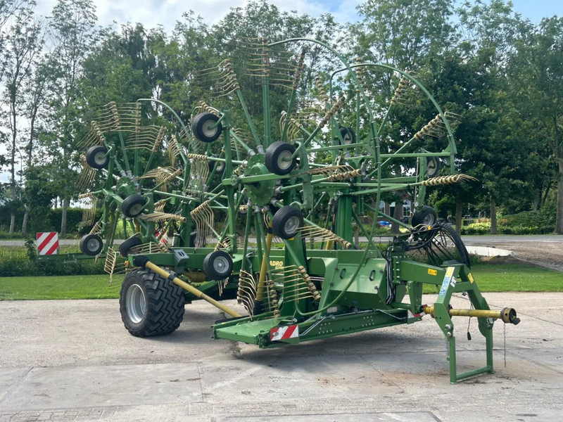 Krone Swadro 1400 Plus 4 Rotorhark Zwiller - Hooischudder: afbeelding 1 Krone Swadro 1400 Plus 4 Rotorhark Zwiller - Hooischudder: afbeelding 1