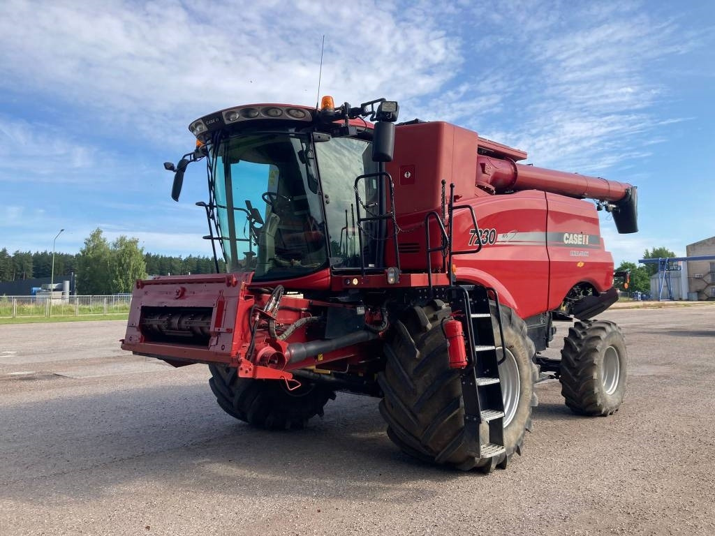 Case IH 7230 - Maaidorser: afbeelding 1 Case IH 7230 - Maaidorser: afbeelding 1
