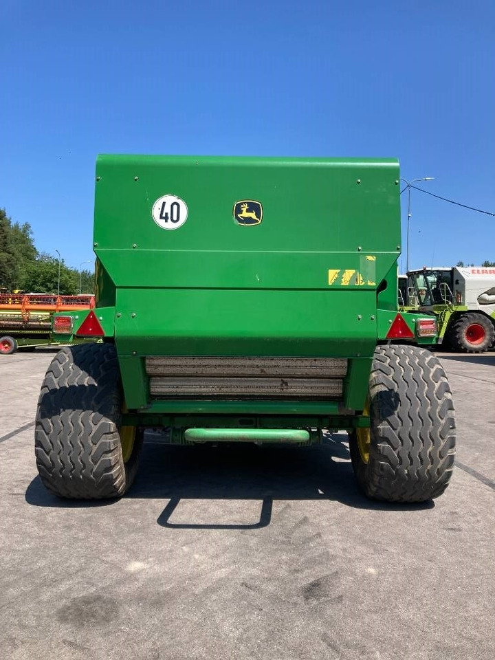 John Deere F441R - Ronde balenpers: afbeelding 4 John Deere F441R - Ronde balenpers: afbeelding 4