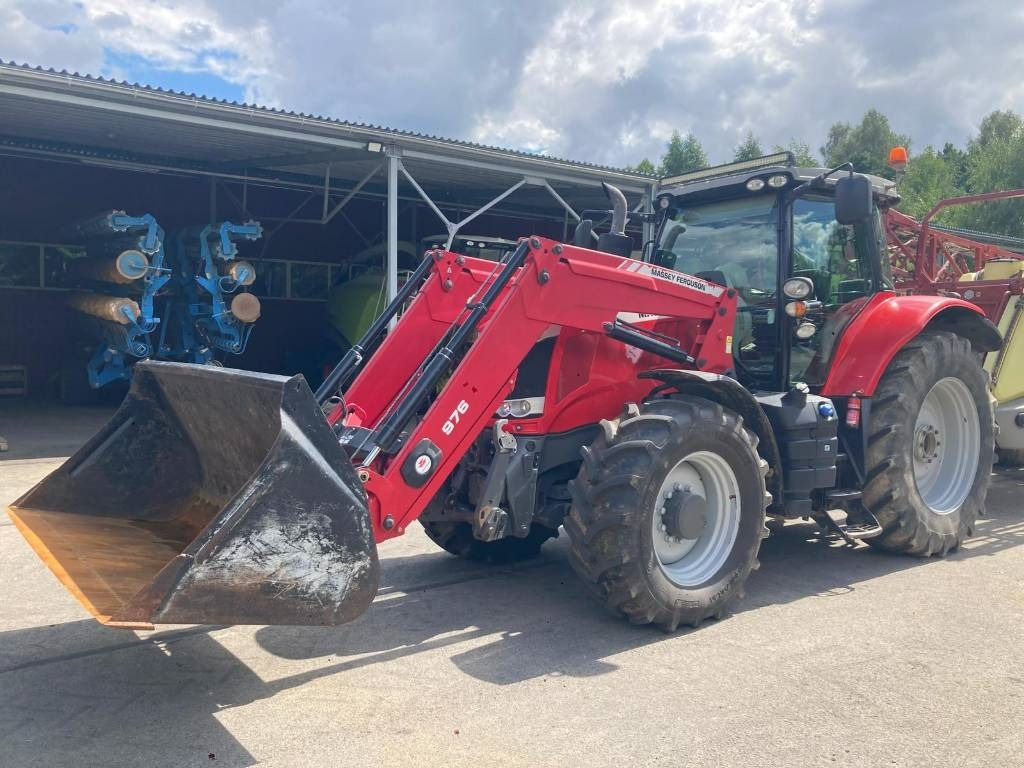 Massey Ferguson 7620 Dyna 6 - Tractor: afbeelding 1 Massey Ferguson 7620 Dyna 6 - Tractor: afbeelding 1