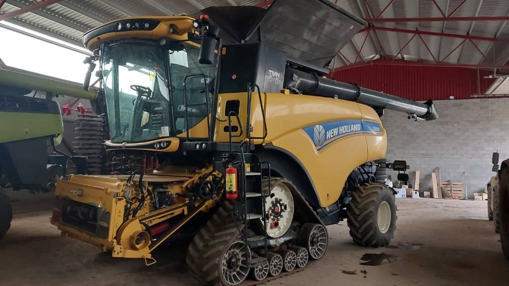 New Holland CR 9.90 - Maaidorser: afbeelding 1 New Holland CR 9.90 - Maaidorser: afbeelding 1