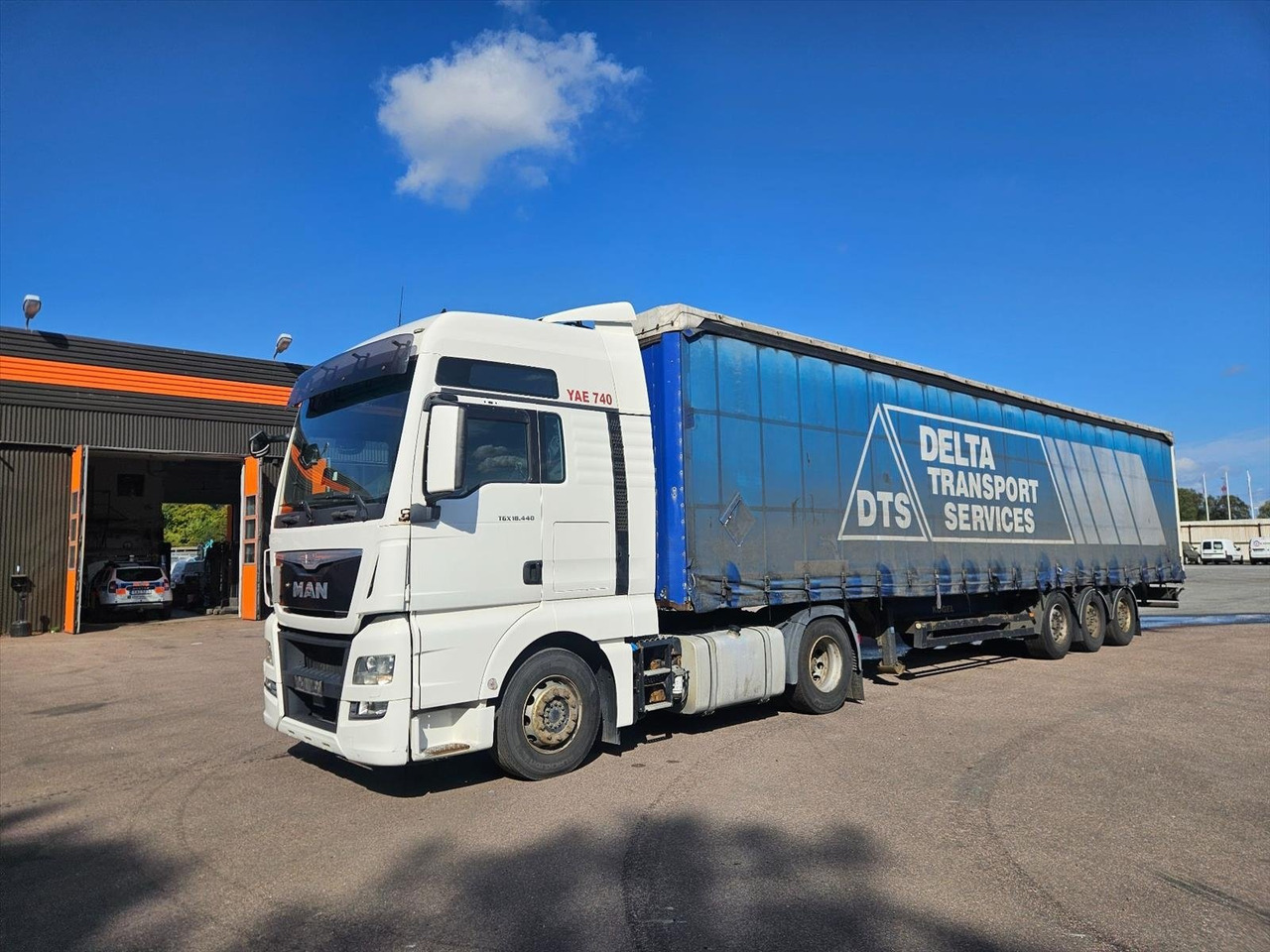 Dragbil MAN TGX 18.440 4X2 BLS -2015 | Kögel - Trekker, Schuifzeiloplegger: afbeelding 1 Dragbil MAN TGX 18.440 4X2 BLS -2015 | Kögel - Trekker, Schuifzeiloplegger: afbeelding 1