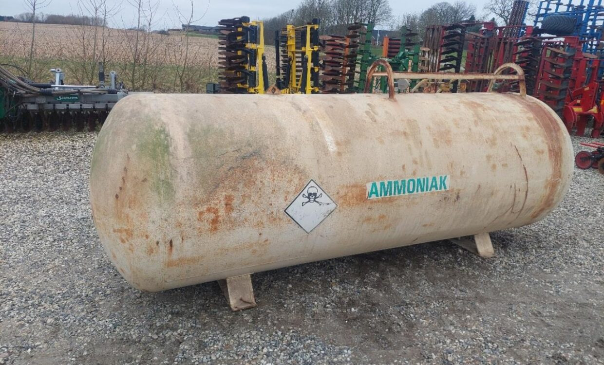 Agrodan Ammoniaktank 3200 kg - Opslagtank: afbeelding 2 Agrodan Ammoniaktank 3200 kg - Opslagtank: afbeelding 2