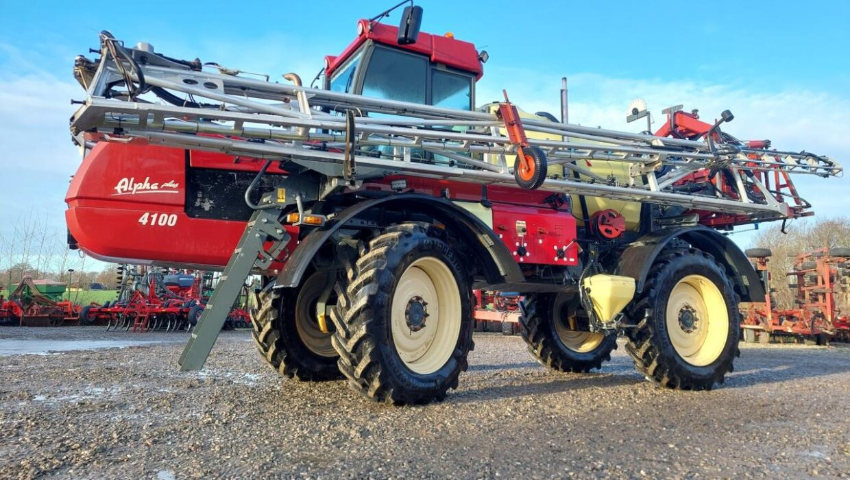 Hardi Alpha Plus 4100 - 36m med GPS - Zelfrijdende veldspuit: afbeelding 1 Hardi Alpha Plus 4100 - 36m med GPS - Zelfrijdende veldspuit: afbeelding 1